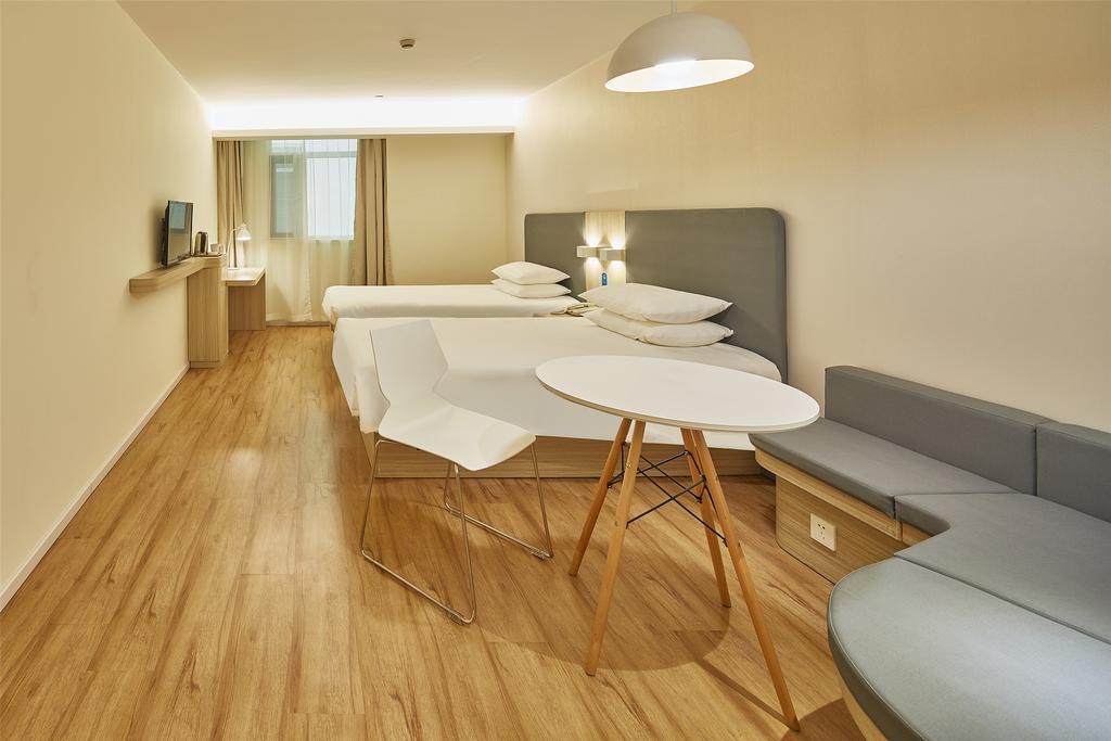 Hanting Express Changhong Bridge Hotel Beijing